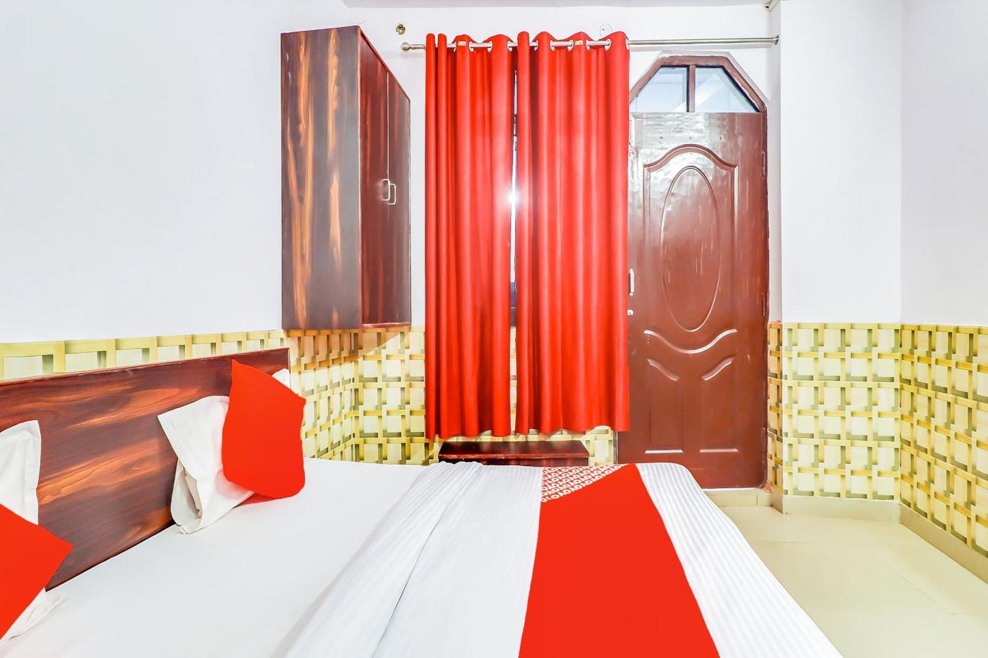 Hotel Super Collection O Dolphin à Lucknow Extérieur photo